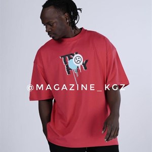 Здравствуйте Вы можете заказать у нас уличную одежду