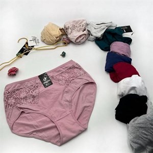 Кыргызстан Бишкек Рынок Кербен Дордой Нижнее белье