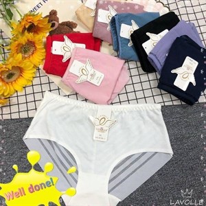 Кыргызстан Бишкек Рынок Кербен Дордой Нижнее белье