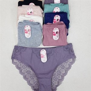 Кыргызстан Бишкек Рынок Кербен Дордой Нижнее белье