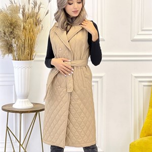 Швейная фабрика женской одежды Corona – Стеганные куртки, жилетки и ветровки