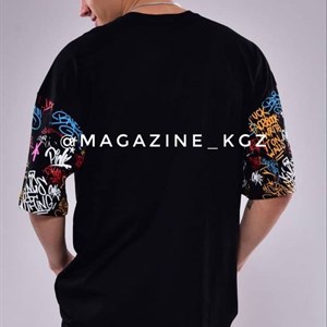 Здравствуйте Вы можете заказать у нас уличную одежду