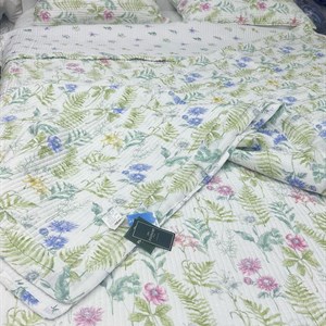 Если он такой крутой на фото представьте какое оно