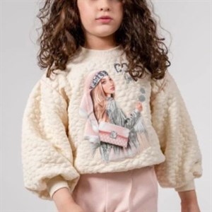 Костюмы скоро будут в наличии 4 5 6 7 лет