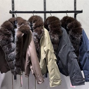 Новая женская одежда KAPSULA BRAND — стильные новинки