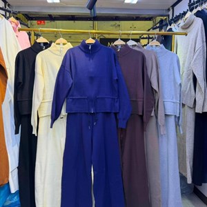 Женская одежда разных расцветок — новинки Aika Collection