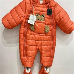 Комбинезон Мишка  Комбинезончик выполнен из высококачественных