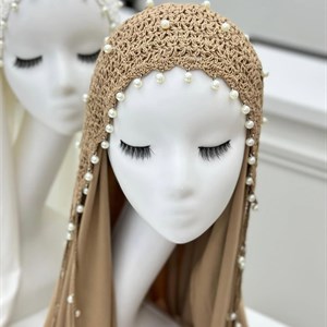 Актуальные шапочки с жемчугом и комфортные шарфы из Калифорнии