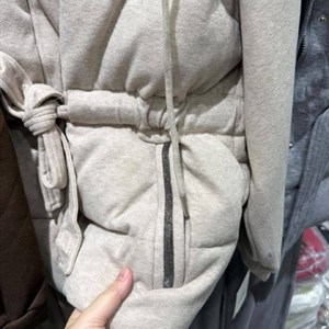 KAPSULA BRAND — женская одежда в Бишкеке, рынок Дордой