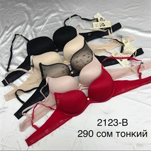 Дордой рынок Кербен Мир белья Ряд 6 контейнер 07