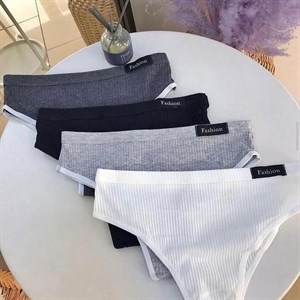 Хорошие трусики все в наличии