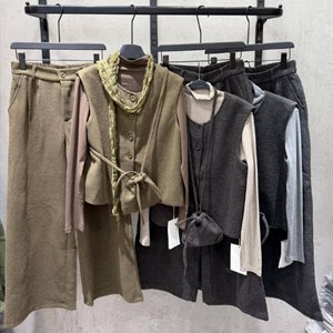 Женская одежда размеров M и L — KAPSULA_BRAND