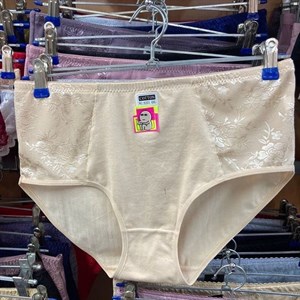 Кыргызстан Бишкек Рынок Кербен Дордой Нижнее белье