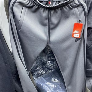 Мужская спортивная одежда бомберы и шорты в широком