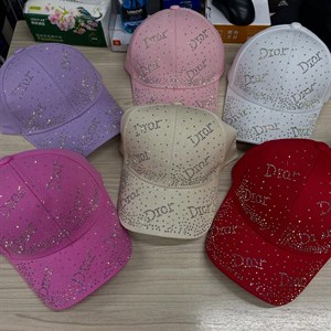 Оптовая продажа шапок, кепок и ушанок - качество и широкий ассортимент