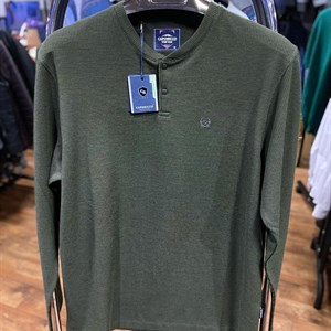 Кофты средней плотности 2500 сом Ждем дорогих друзей