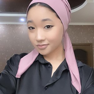 Весенняя коллекция Готовый платок Материал трикотаж