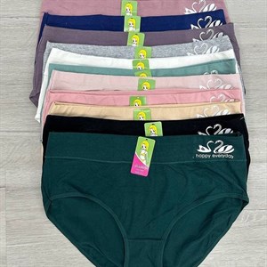 Кыргызстан Бишкек Рынок Кербен Дордой Нижнее белье