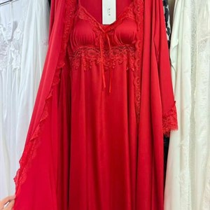 Нежные комплекты и костюмы оптом - Пижамы и нижнее белье